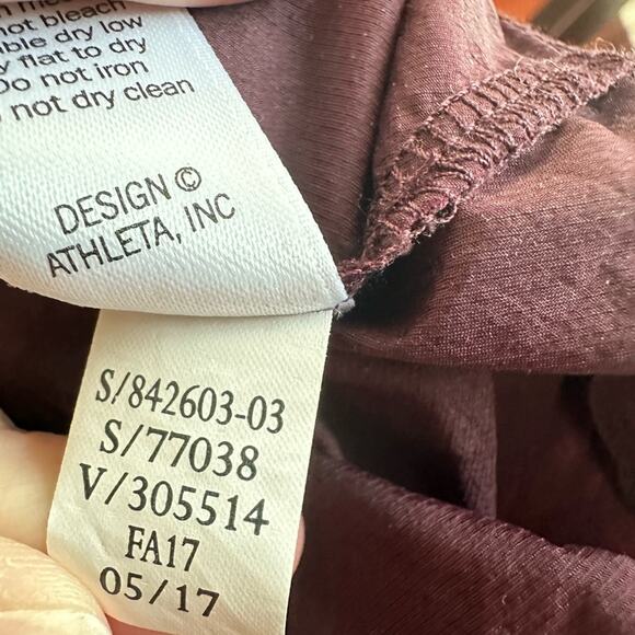 Athleta Stowe Hoodie Nylon Jacket Full Zip Purple Plum Large Windbreaker Pockets - Picture 8 of 8